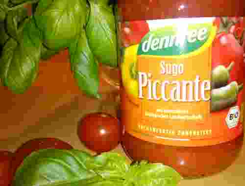 Bio Tomatensauce Sugo Piccante von dennree küchenfertig zubereitet (1)
