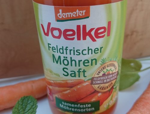 Feldfrischer Möhren Saft Karotten Saft von Voelkel