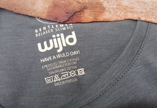T Shirt aus Holz WoodShirt von wijld GmbH (3)