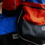Vegane, handgefertigte Taschen aus der Manufaktur Ewert in Oldenburg idea4tex Tasche in blau und orange (2)