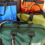 Vegane, handgefertigte Taschen aus der Manufaktur Ewert in Oldenburg idea4tex Tasche in grün, blau und orange
