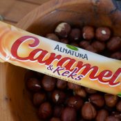 Caramel & Keks - Bio-Keksriegel mit Karamell von Alnatura--Keksriegel in Bioqualität von Alnatura (2)